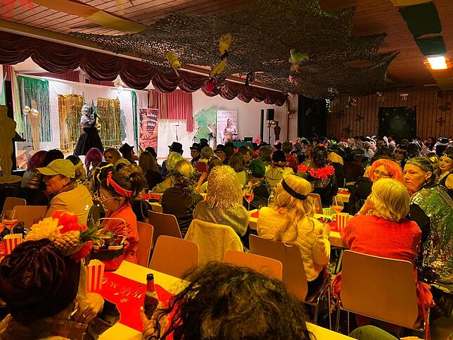 Bild 11: Die tollsten Aufnahmen der Wiiberfasnacht in Bühl!