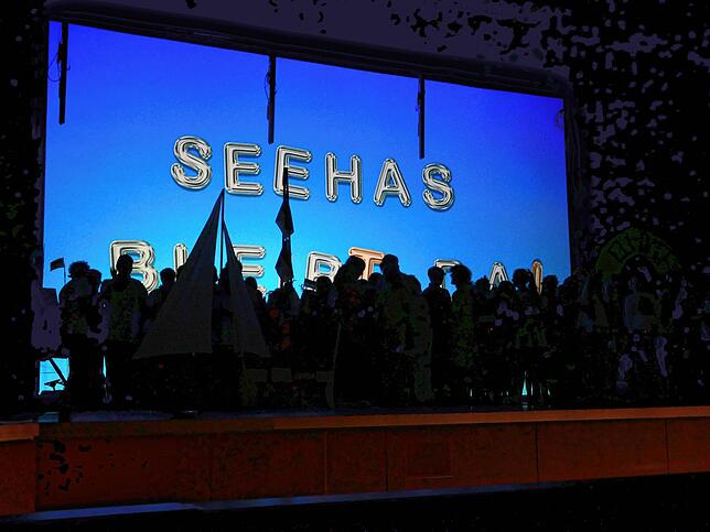 Bild 4: Eröffnung des 75. Seehasenfestes: Festaufführung „Seehas, bleib da“ kommt an