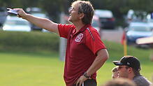 Will in zahlreichen Testspielen den jeweiligen Stand der Vorbereitung überprüfen: FC Königsfelds Trainer Patrick Fossé.