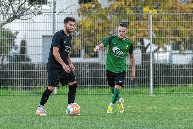 Bild 4: SV Herten rettet sich zum 2:2 gegen die SG FC Wehr/Brennet &ndash; und wir haben Bilder!