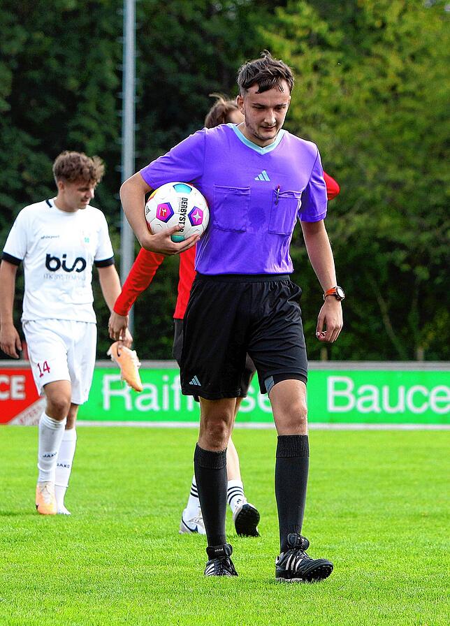 Bild 22: Die besten Bilder vom Duell zwischen dem FC Überlingen und dem SV Geisingen