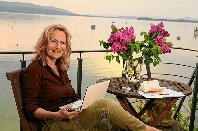 Der Lieblingsort am Bodensee ist für Gaby Hauptmann ihr Zuhause samt Ausblick auf den See.