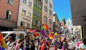 Bild : So bunt war der 3. Überlinger CSD