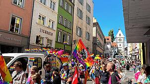 Bild : So bunt war der 3. Überlinger CSD