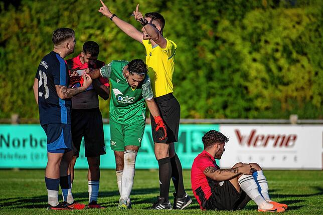 Bild 23: VfB Waldshut wartet nach 2:2 gegen FSV Rheinfelden weiter auf den ersten Sieg &ndash; wir haben Bilder!
