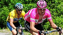 Jan Ullrich und Lance Armstrong, hier bei der Tour de France von 2005, werden am Wochenende in Bad Dürrheim erwartet. Ullrich will ...