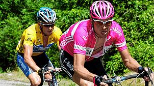 Jan Ullrich und Lance Armstrong, hier bei der Tour de France von 2005, werden am Wochenende in Bad Dürrheim erwartet. Ullrich will ...