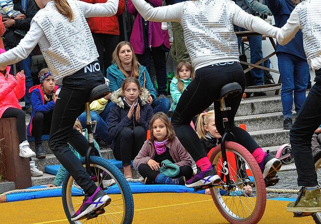 Bild 12: Die schönsten Bilder von der Kindermeile des Kindertheater-Festivals am Samstag – Teil 1