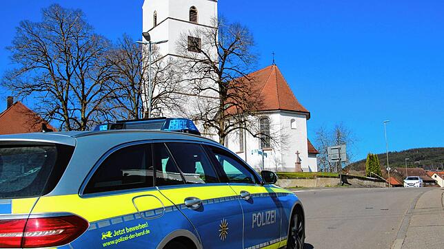 Als in Riedböhringen vom 31. März bis 14. April die Ausgangssperre verhängt wurde, kontrollierte die Polizei, ob sie auch eingehalten ...