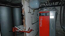 Die moderne Holzpelettheizung im Keller des neuen Jugendraums im Bahnhofsgebäude in Jestetten. Bald sind die Bauarbeiten dort fertig. ...