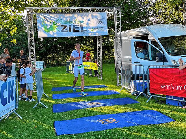 Bild 4: Triathlon-Nacht in Lauchringen