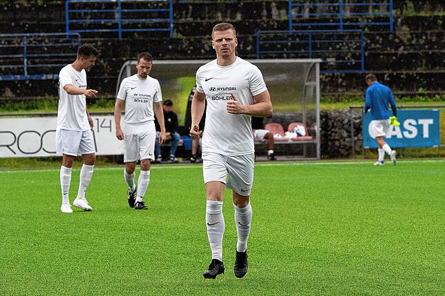 Bild 6: TuS Stetten kantert SG FC Wehr/Brennet mit 7:2 nieder &ndash; und wir haben Bilder!