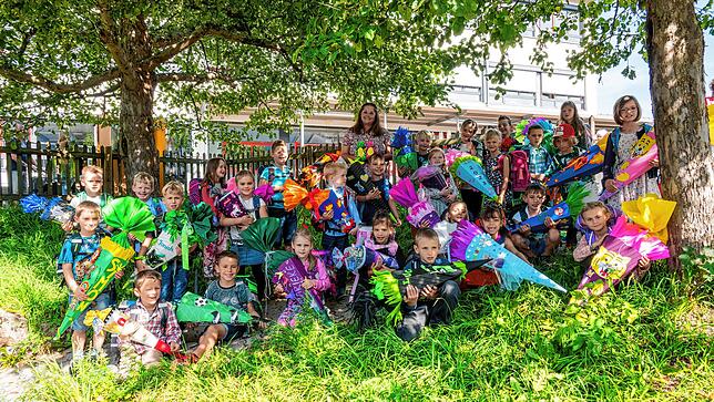 Die erste Klasse der Grundschule Tennenbronn mit Klassenlehrerin Franziska Stehle.