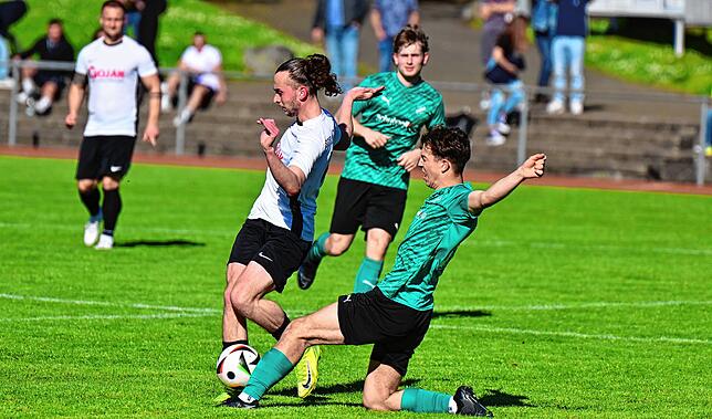 Bild 31: SG FC Wehr/Brennet besiegt den FC Zell mit 1:0 – und wir haben Fotos!
