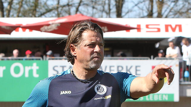 Trainer Helgi Kolvidsson findet nach der 0:2-Niederlage gegen den FC Auggen klare Worte.
