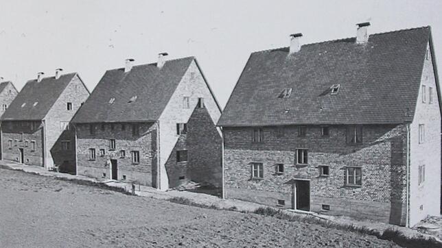 Die Häuser an der Frongartenstraße kurz nach ihrer Fertigstellung 1950.