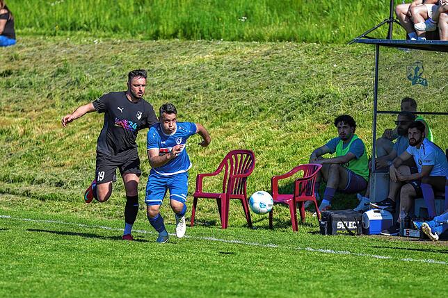 Bild 33: FC Erzingen unterliegt dem FC Wittlingen vor 500 Zuschauern mit 0:2 – und wir haben Fotos!