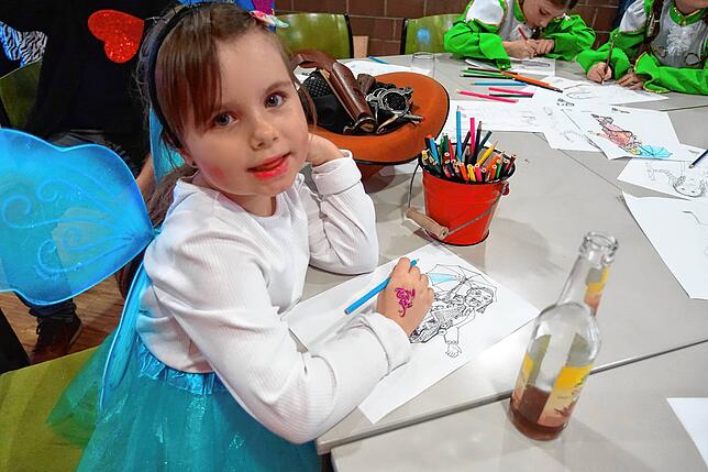 Bild 6: Die schönsten Bilder der Kinderfasnet mit den Schlosshexen Bonndorf