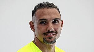 Torwart Andrea Hoxha ist mit der Leistung seines FC 08 Villingen unzufrieden.