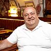 Gute Nachrichten: Antonio Oliveira kann das Costa del Sol im Konstanzer Stadtteil Niederburg noch ein kleines bisschen länger betreiben.