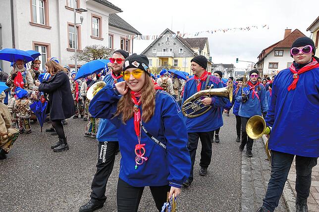 Bild 16: Bilder der Fasneteröffnung mit Schlüsselübergabe am Rathaus