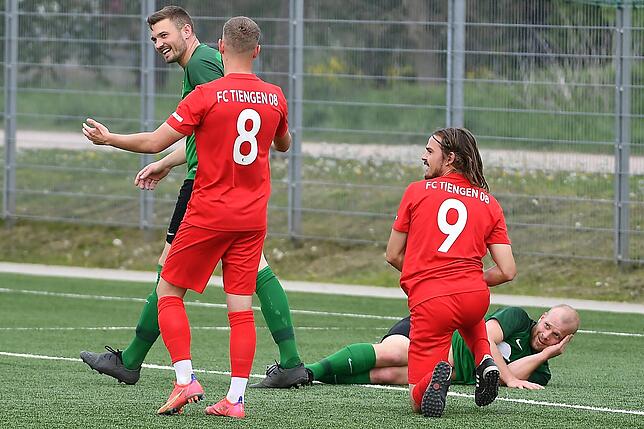 Bild 11: FC Tiengen 08 siegt souverän mit 3:0 beim SV Herten &ndash; und wir haben Bilder!