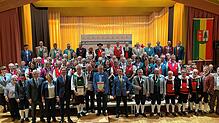 119 Musiker wurden für 4640 Jahre aktives Musizieren, 165 Jahre Arbeit im Vorstand und 225 Jahre Dirigieren vom Blasmusikverband ...
