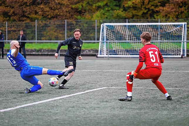 Bild 5: Unsere Bildergalerie vom Landesliga-Spitzenspiel zwischen dem FC Radolfzell und dem FC Pfaffenweiler