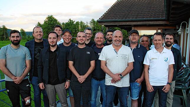 Der Vorstand (von links): Isa Celik (3. Vorstand), Stefan Hauser (Vorsitzender), Giacomo Rupp (Spielausschuss), Nico Bürgin (2. ...