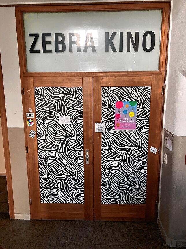 Die Türen des Zebra-Kinos mussten während der Corona-Krise und der Lockdowns lange geschlossen bleiben. Nun sind sie wieder geöffnet.