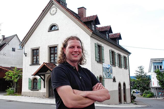 Im Ortsteil Mühlhausen aufgewachsen, steht Tassilo Deuer zur Doppelgemeinde Mühlhausen-Ehingen. Seit zehn Jahren im Gemeinderat, bringt ...