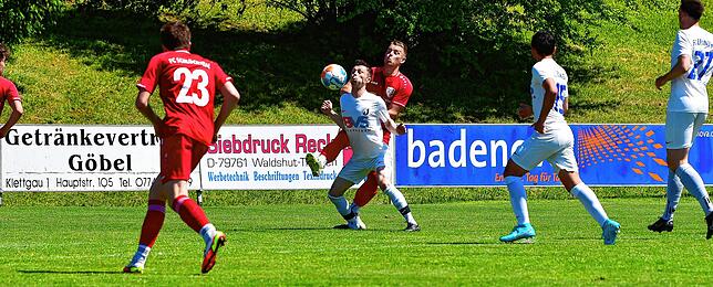 Bild 8: FC Erzingen besiegt den FC Schlüchttal mit 4:0 &ndash; und wir haben Bilder!