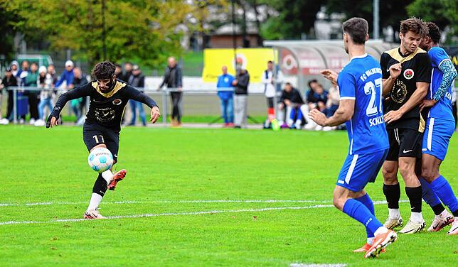 Bild 3: Unsere große Bildergalerie vom 8:1-Sieg des TSV Singen in der Verbandsliga gegen den FC Waldkirch