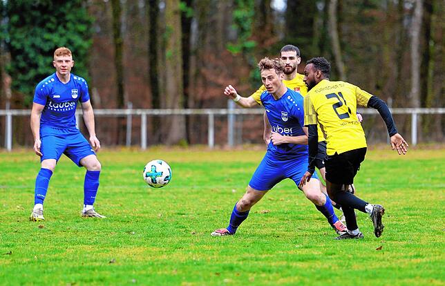 Bild 20: Unsere Bildergalerie vom Sieg des TSV Überlingen/Ried im KLA-Spitzenspiel gegen den TSV Konstanz