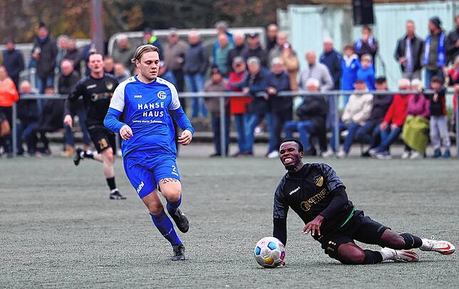 Bild 15: Unsere Bildergalerie vom Landesliga-Spitzenspiel zwischen dem FC Radolfzell und dem FC Pfaffenweiler