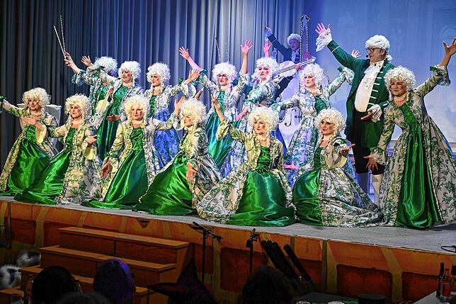 Bild 4: Das sind die besten Bilder vom Bunten Abend des Narrenvereins Räbenheim