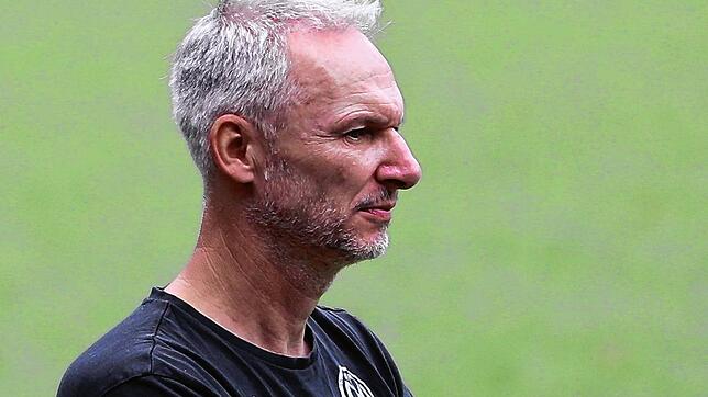 Dominik Schwarz und seine Mannschaft der DJK Konstanz/KN-Egg bleiben weiterhin punktlos. Sie verlassen den Platz gegen SC Markdorf mit ...