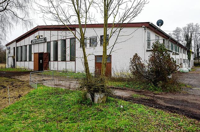 Die Halle der Bodenseereiter soll im Zuge der Streuhaunutzung teilweise zurückgebaut werden. Ein Teil bleibt als Ort für Schwalben erhalten.