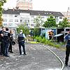 Rauchentwicklung in einer Garage in der Bahnhofstraße hat am Mittwochabend, 28. Juni, Feuerwehr und Polizei auf den Plan gerufen. Zwei ...