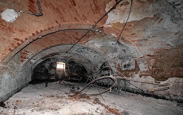 Bild 8: Exklusive Einblicke (2): Gewölbekeller, alte Wohnungen und Dachboden der Schlossbrauerei Espasingen