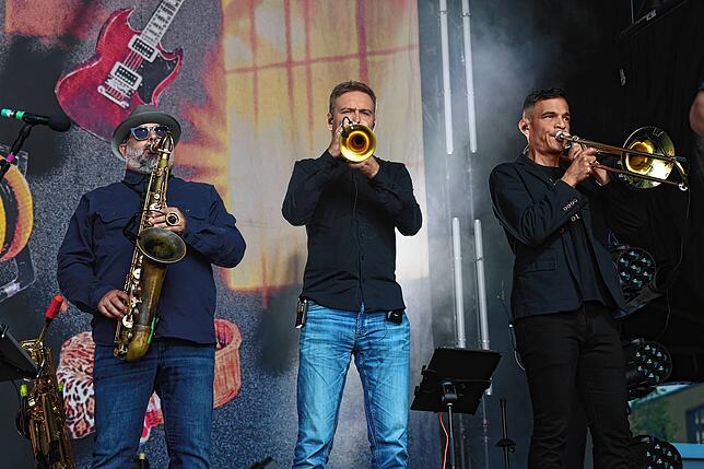 Bild 21: Einzigartige Stimmung beim BAP-Konzert auf dem Hohentwielfestival in Singen: Die besten Fotos gibt es hier