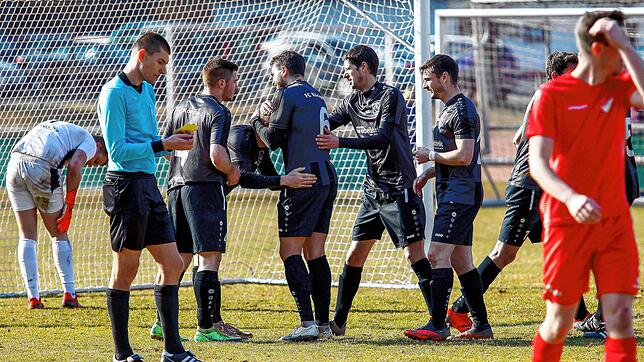 Schon wieder getroffen &ndash; Torjubel gab es beim FC Königsfeld in der Saison 2021/22 in Hülle und Fülle. Der Meister erzielte ...
