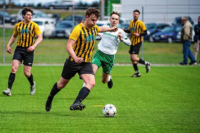 Bild 39: SV Nöggenschwiel gewinnt Derby beim SV Waldhaus mit 2:1 &ndash; und wir haben Bilder!