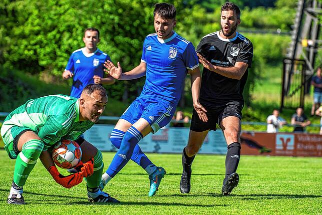Bild 21: SV BW Murg verliert Spitzenspiel gegen SV 08 Laufenburg II mit 1:4 &ndash; und wir haben Bilder!