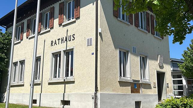 Aufgrund des Platzmangels muss die Montessori-Grundschule derzeit teilweise ins alte Rathaus ausweichen. Fotos: Eva-Maria Bast