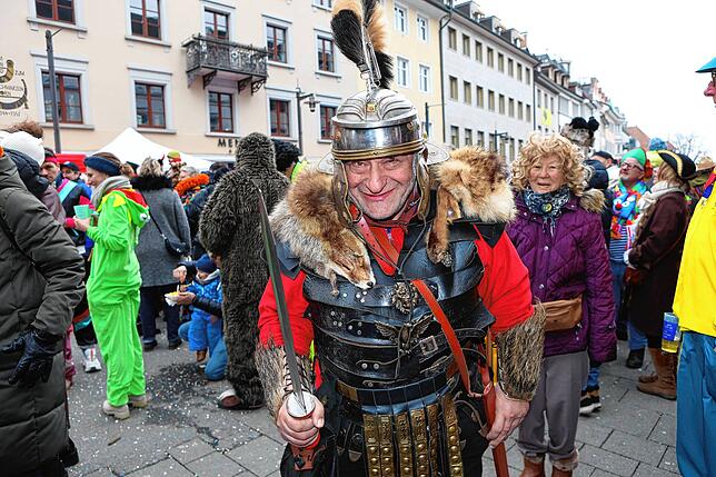 Bild 31: Narrenmarkt 2025: Alle Bilder von den Besuchern auf der Marktstätte