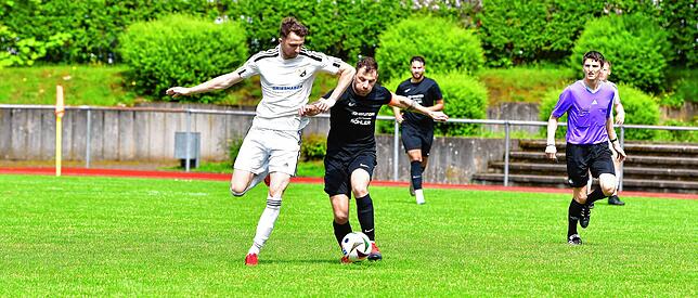 Bild 10: SG FC Wehr/Brennet siegt 8:0 gegen die U23 des SV 08 Laufenburg – und wir haben Bilder!