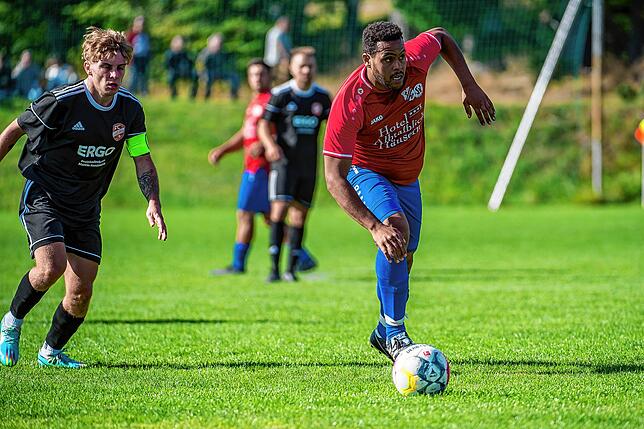 Bild 4: FC Dachsberg gewinnt gegen SG Höchenschwand mit 1:0 &ndash; und wir haben Bilder!