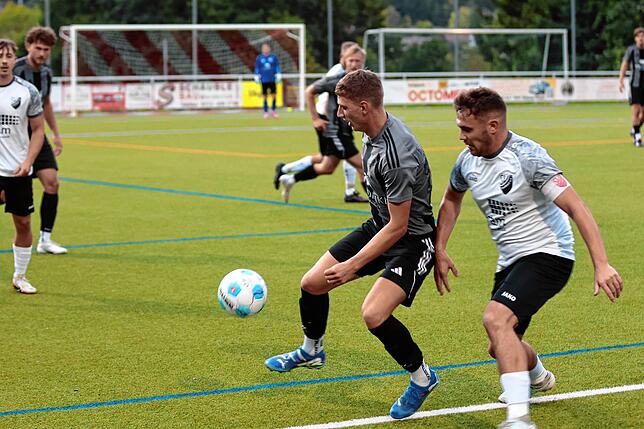 Bild 7: FC Hochrhein gewinnt mit 5:2 beim SV Eschbach und zieht in die zweite Runde ein – wir haben Fotos!