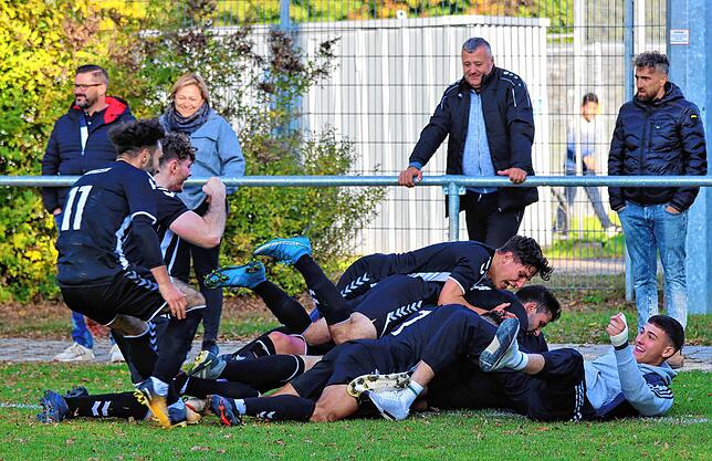 Bild 3: Die besten Bilder vom Spitzenspiel der Bezirksliga Bodensee